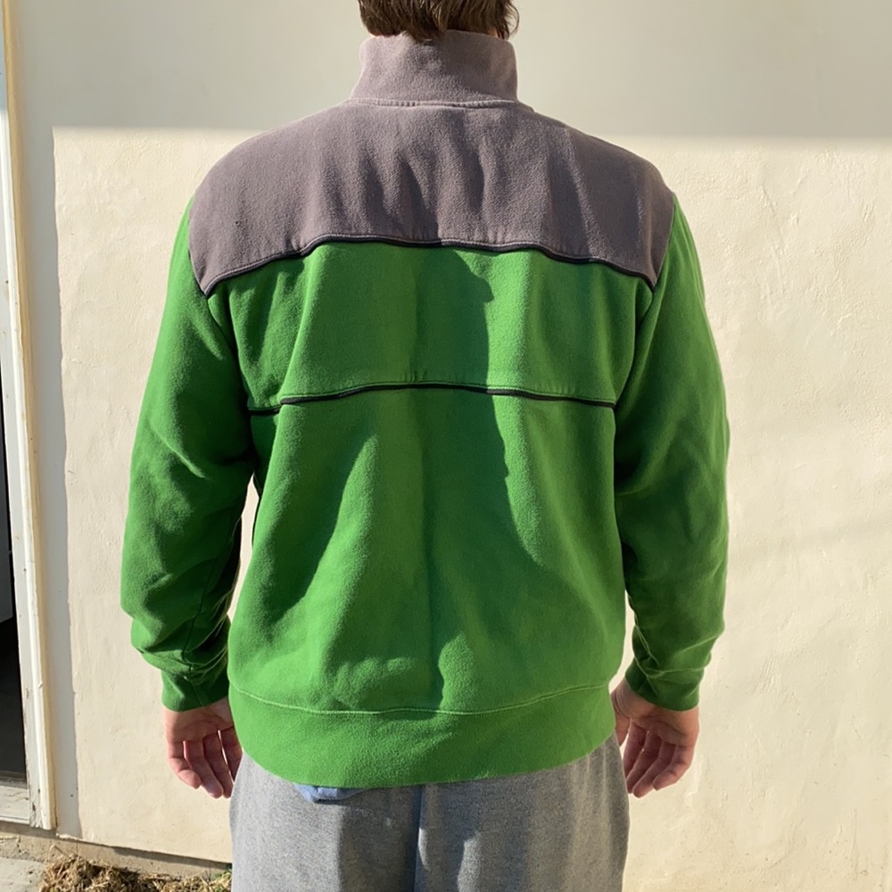 Vintage North Face-Men’s Lg.-Full Zip-Sweatshirt-Green with Gray Collar EUC - Picture 4 of 10